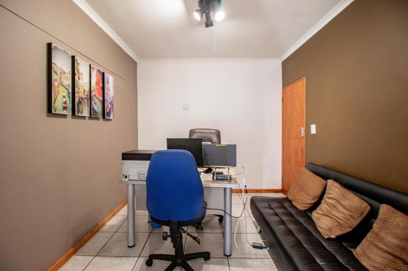 3 Bedroom Property for Sale in Bellville Western Cape